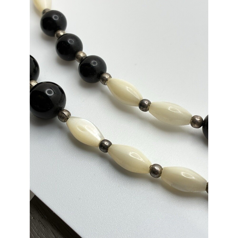 Mother Of Pearl ?Onyx? Beaded Silver Tone Necklace 20” VTG Double Strand READ - Picture 5 of 7